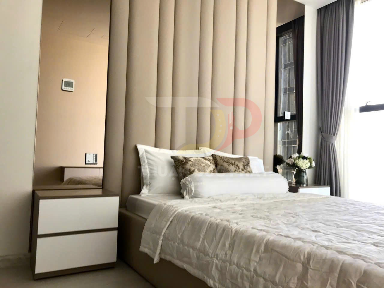 Bán Căn Hộ Aqua 1 Vinhomes Golden River Full Nội Thất View Bitexco 1 Phòng Ngủ Diện Tích 50.9m2