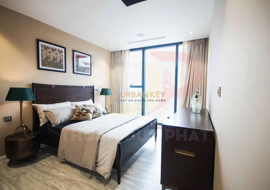 Cho thuê căn hộ Aqua 3 Vinhomes Golden River 90 mét vuông, 2 phòng ngủ, giá 40 triệu đồng