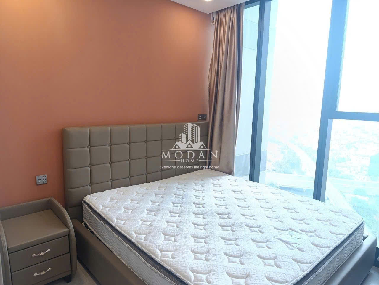 Cho Thuê Căn Hộ Aqua 4 Vinhomes Golden River 1 Phòng Ngủ Full Nội Thất View Sông Landmark 81 Giá 23 Triệu NET