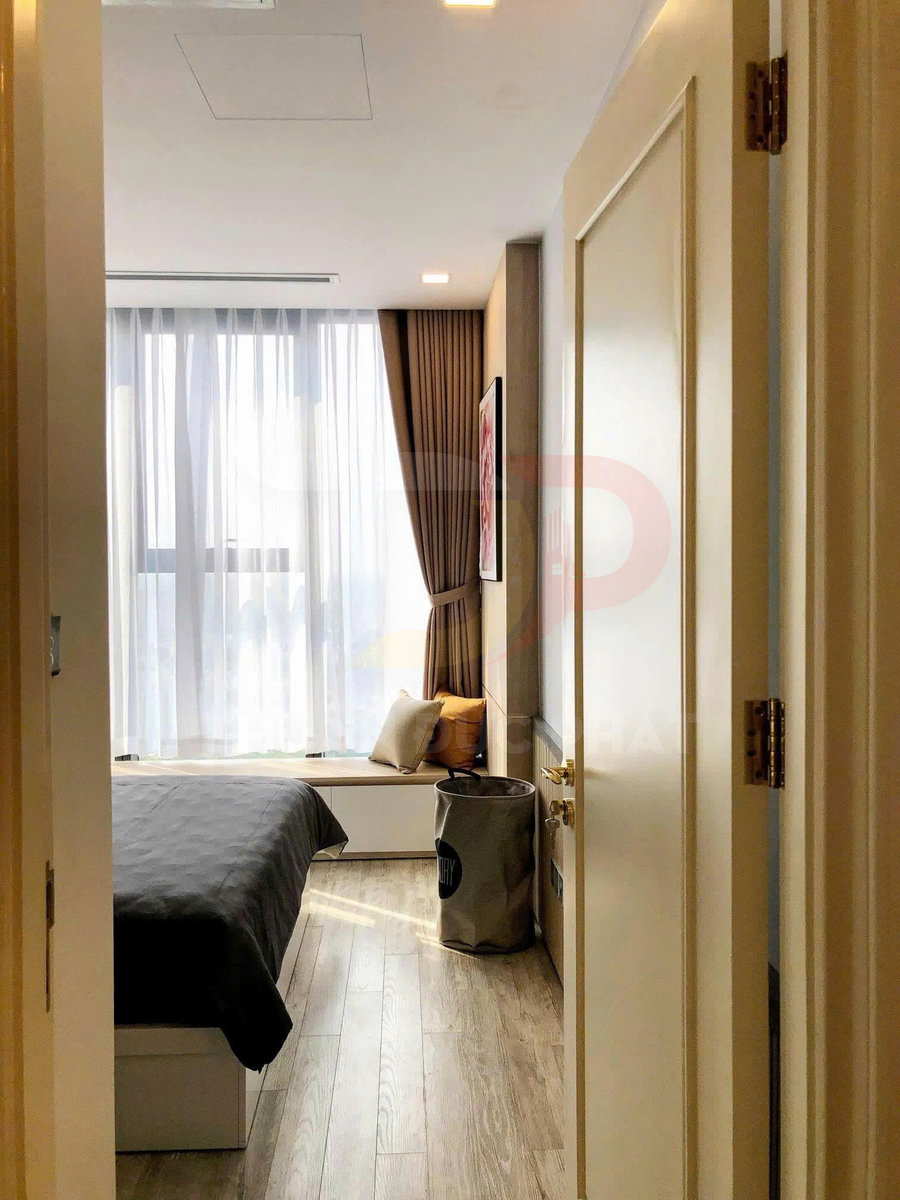 Cho Thuê Căn Hộ Vinhomes Golden River Tòa LUX6 Diện Tích 110.6 Mét Vuông Tầm Nhìn Thảo Cầm Viên