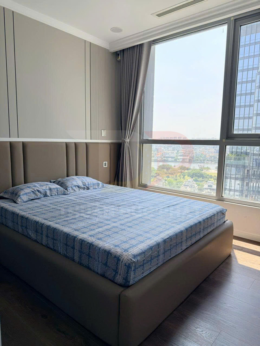 Bán Căn Hộ Vinhomes Central Park 4 Phòng Ngủ Tòa Landmark 6 Diện Tích 155 Mét Vuông