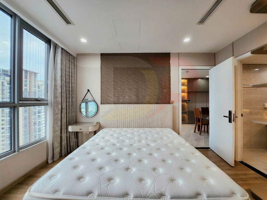 Cho thuê căn hộ Vinhomes Central Park toà Central 2 diện tích 84m2 giá tốt