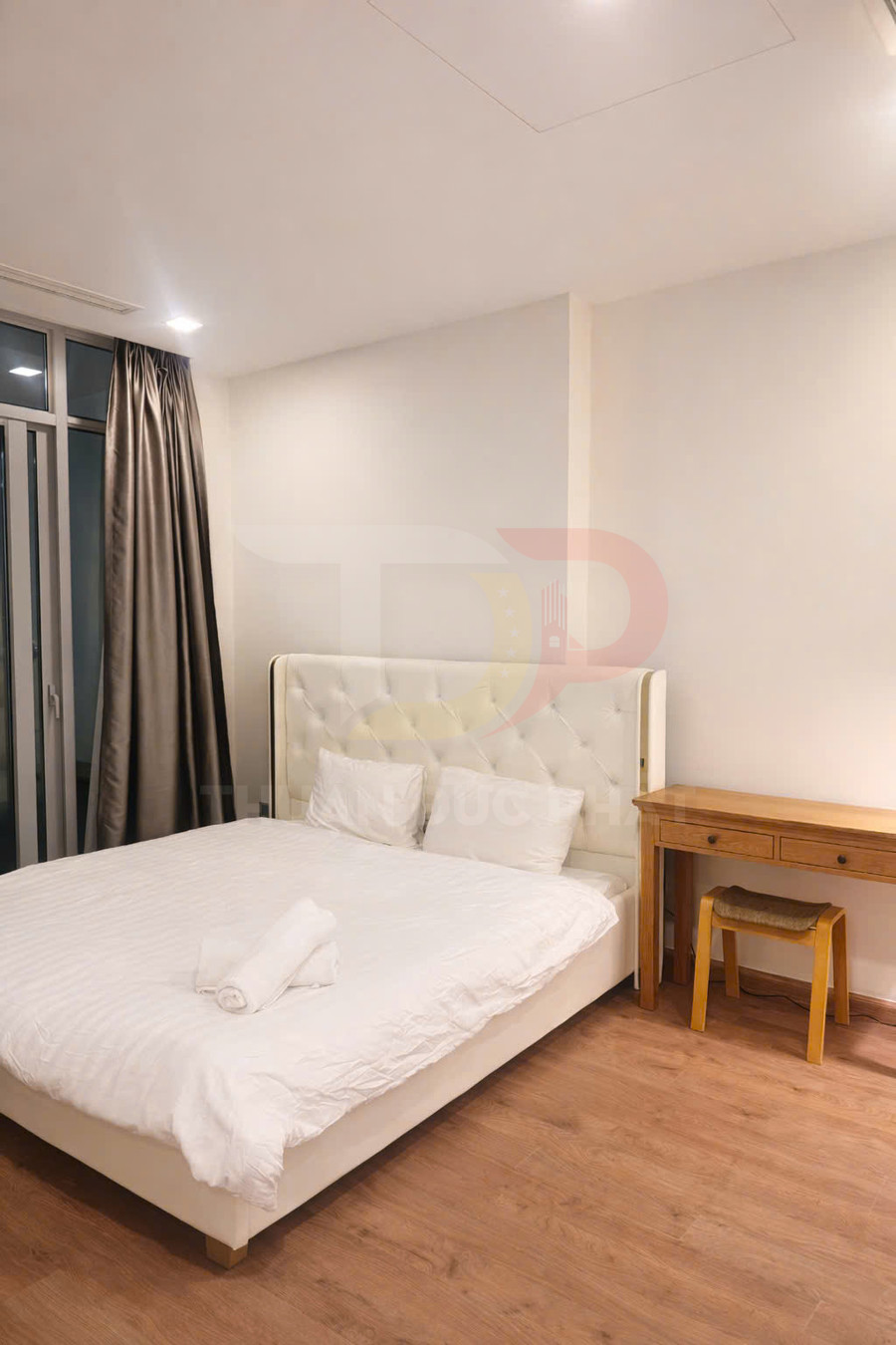 Bán căn hộ ba phòng ngủ Park 2 Vinhomes Central Park diện tích 115,4 mét vuông giá 14,9 tỷ đồng