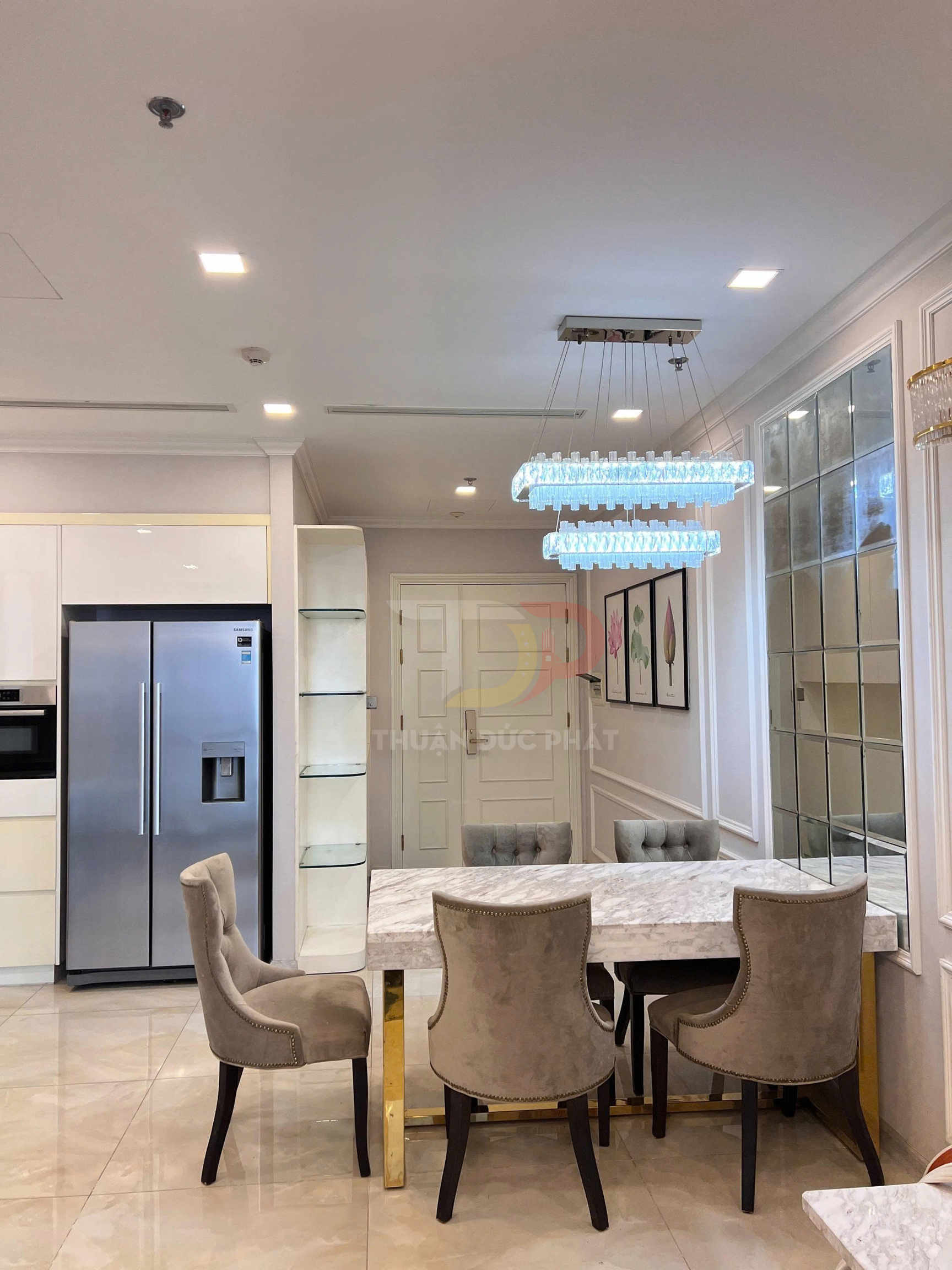 Bán Căn Hộ 2 Phòng Ngủ Vinhomes Golden River Tòa Aqua 3 Thiết Kế Tân Cổ Điển Hiện Đại Sổ Hồng Chính Chủ