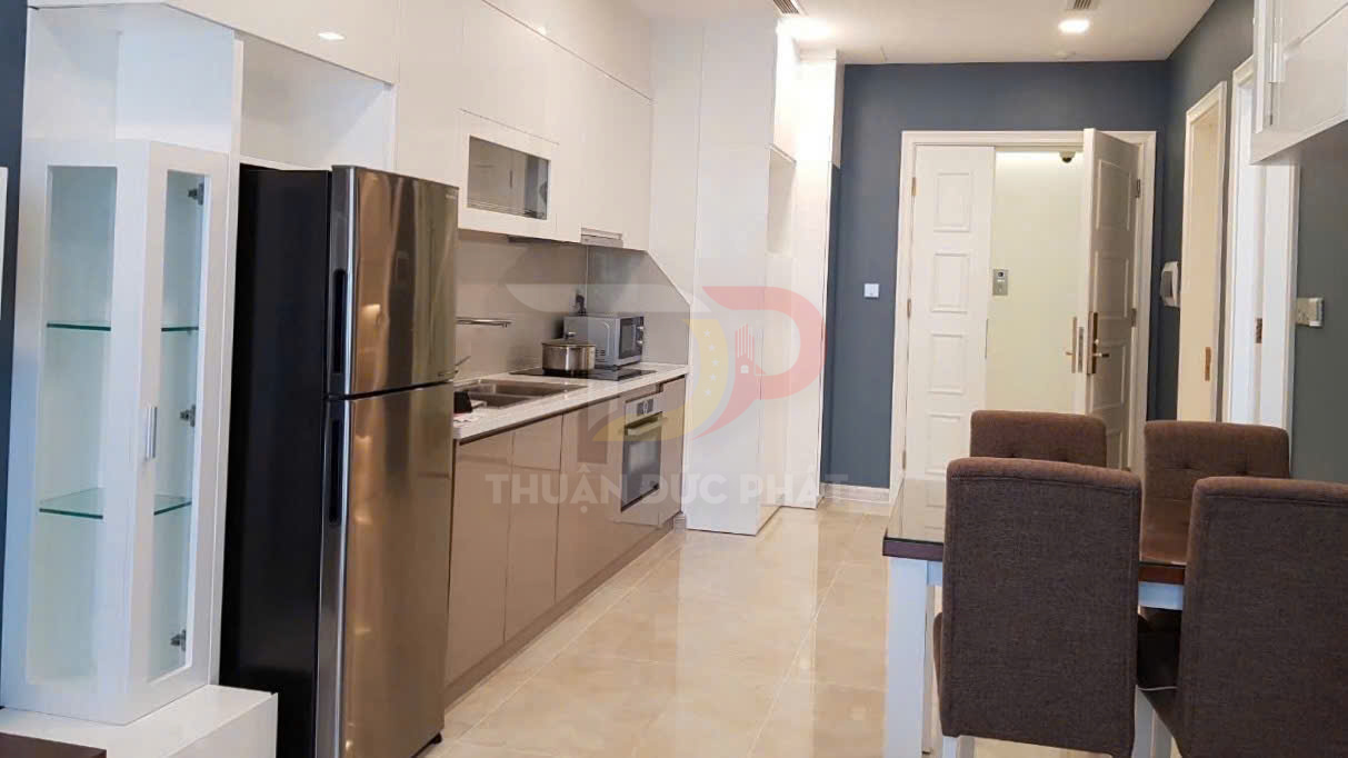 Bán căn hộ 1 phòng ngủ Vinhomes Golden River Aqua 3 full nội thất view Landmark 81 giá 11.2 tỷ sổ hồng lâu dài