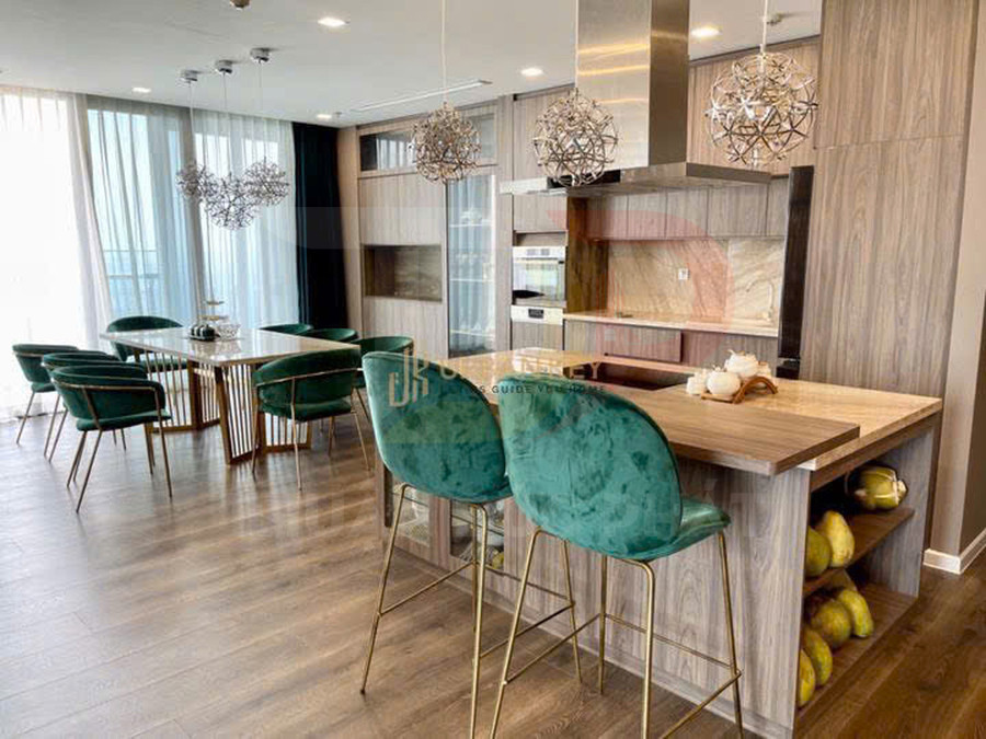 Cho thuê căn hộ Aqua 2 Vinhomes Golden River 118 mét vuông, 3 phòng ngủ, nội thất cao cấp