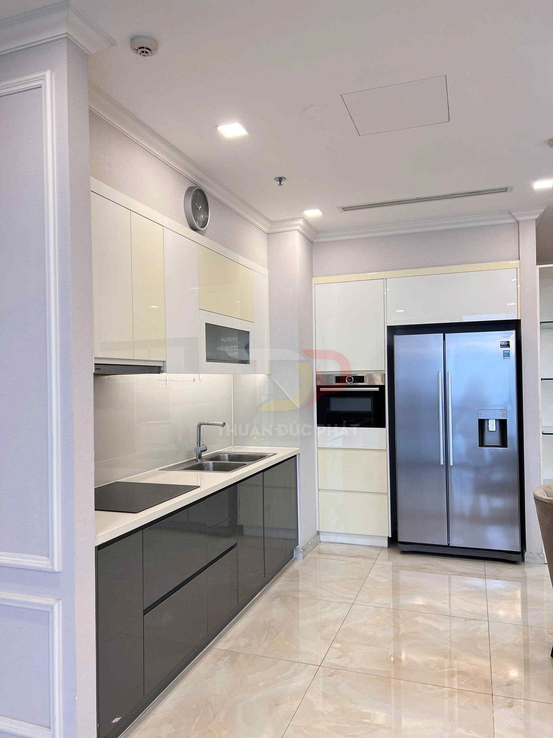 Bán Căn Hộ 2 Phòng Ngủ Vinhomes Golden River Tòa Aqua 3 Thiết Kế Tân Cổ Điển Hiện Đại Sổ Hồng Chính Chủ