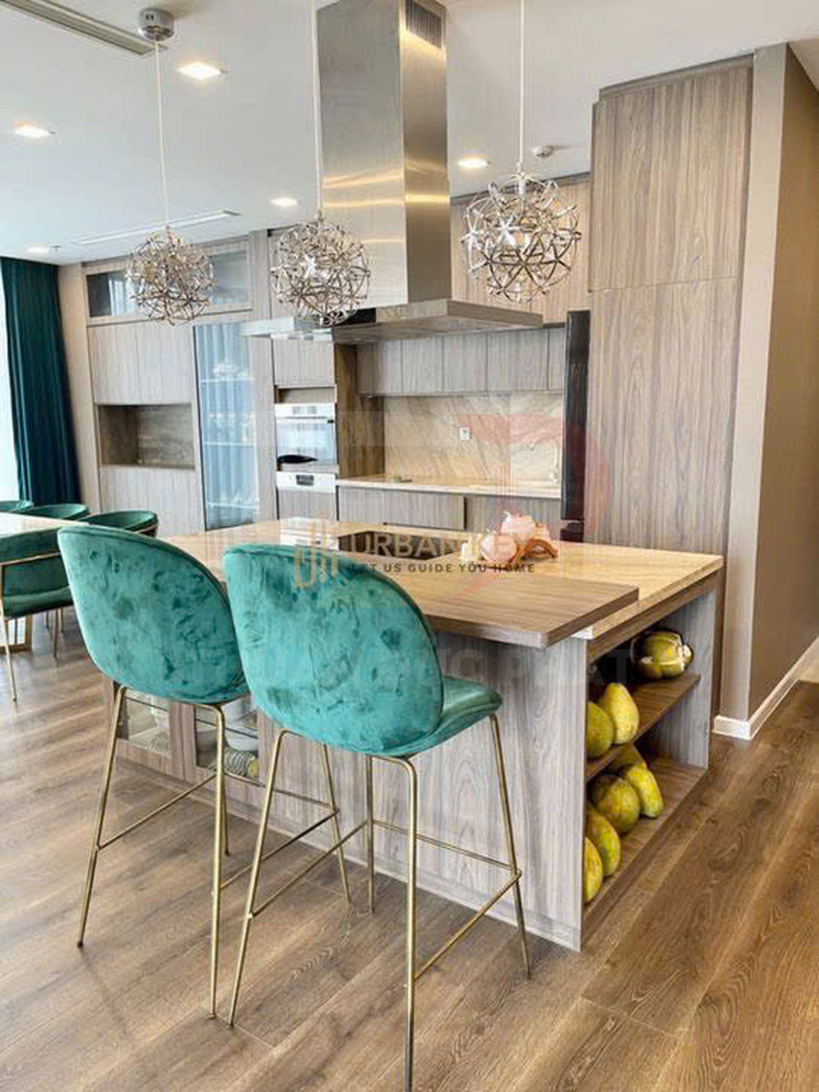 Cho thuê căn hộ Aqua 2 Vinhomes Golden River 118 mét vuông, 3 phòng ngủ, nội thất cao cấp