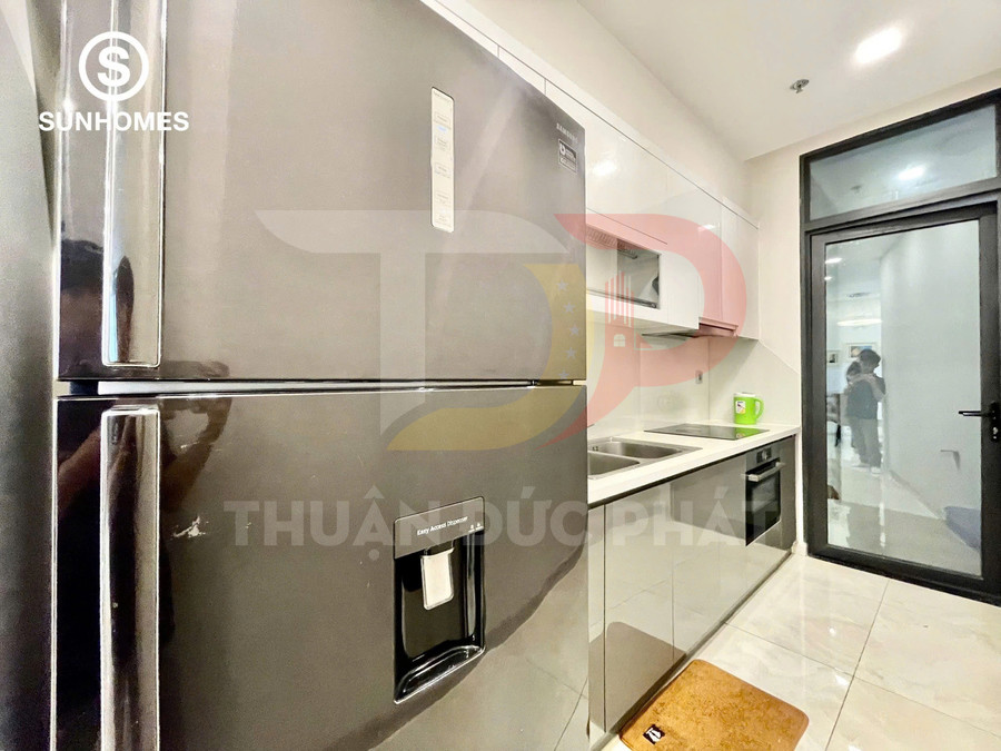 Cho thuê căn hộ Vinhomes Golden River Aqua 4 căn A4 view sông Sài Gòn full nội thất giá 28 triệu dọn vào ở ngay