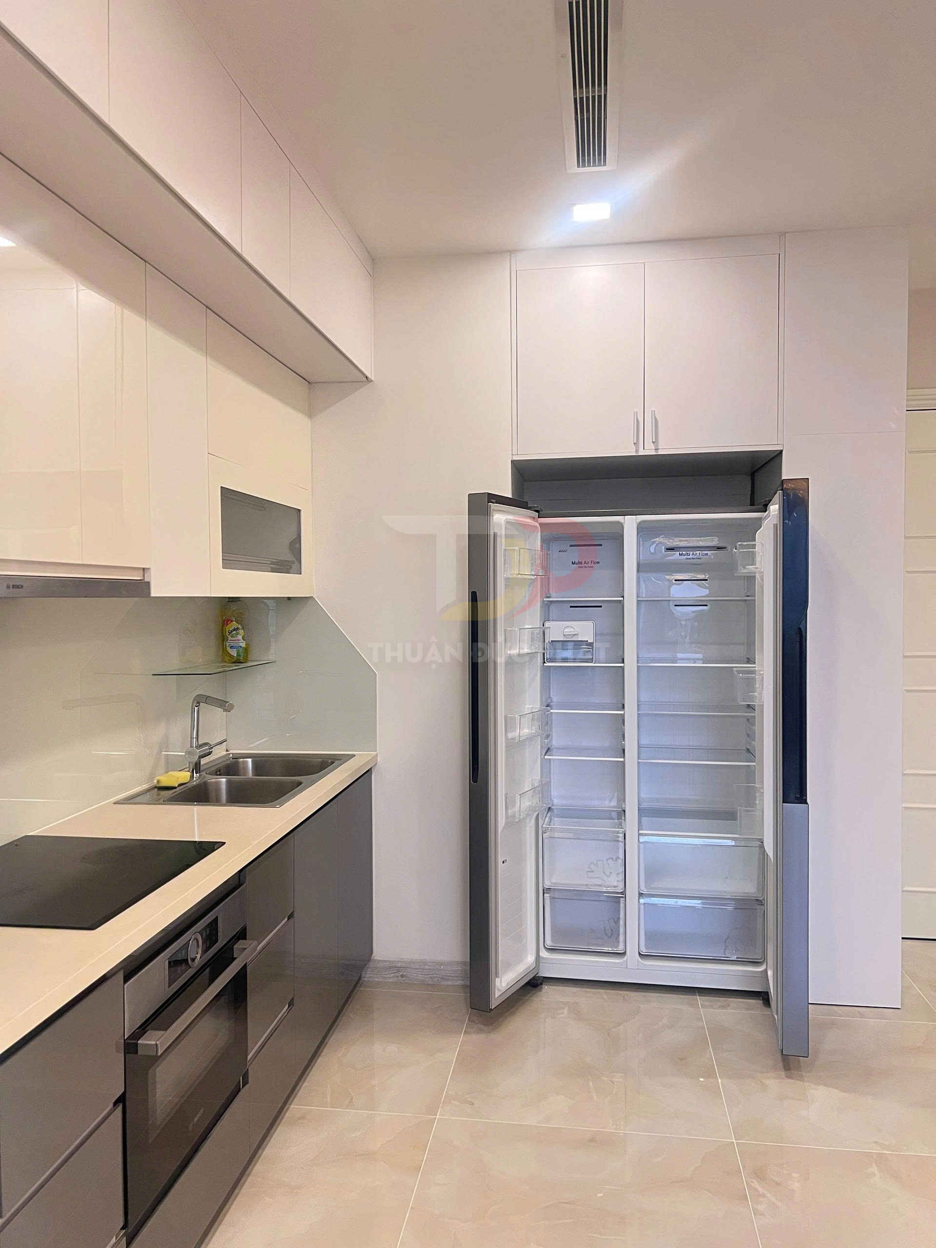 Bán Căn Hộ Aqua 1 Vinhomes Golden River 2 Phòng Ngủ 83,2 Mét Vuông Full Nội Thất View Nội Khu Xéo Sông Landmark 81 Giá 19 Tỷ