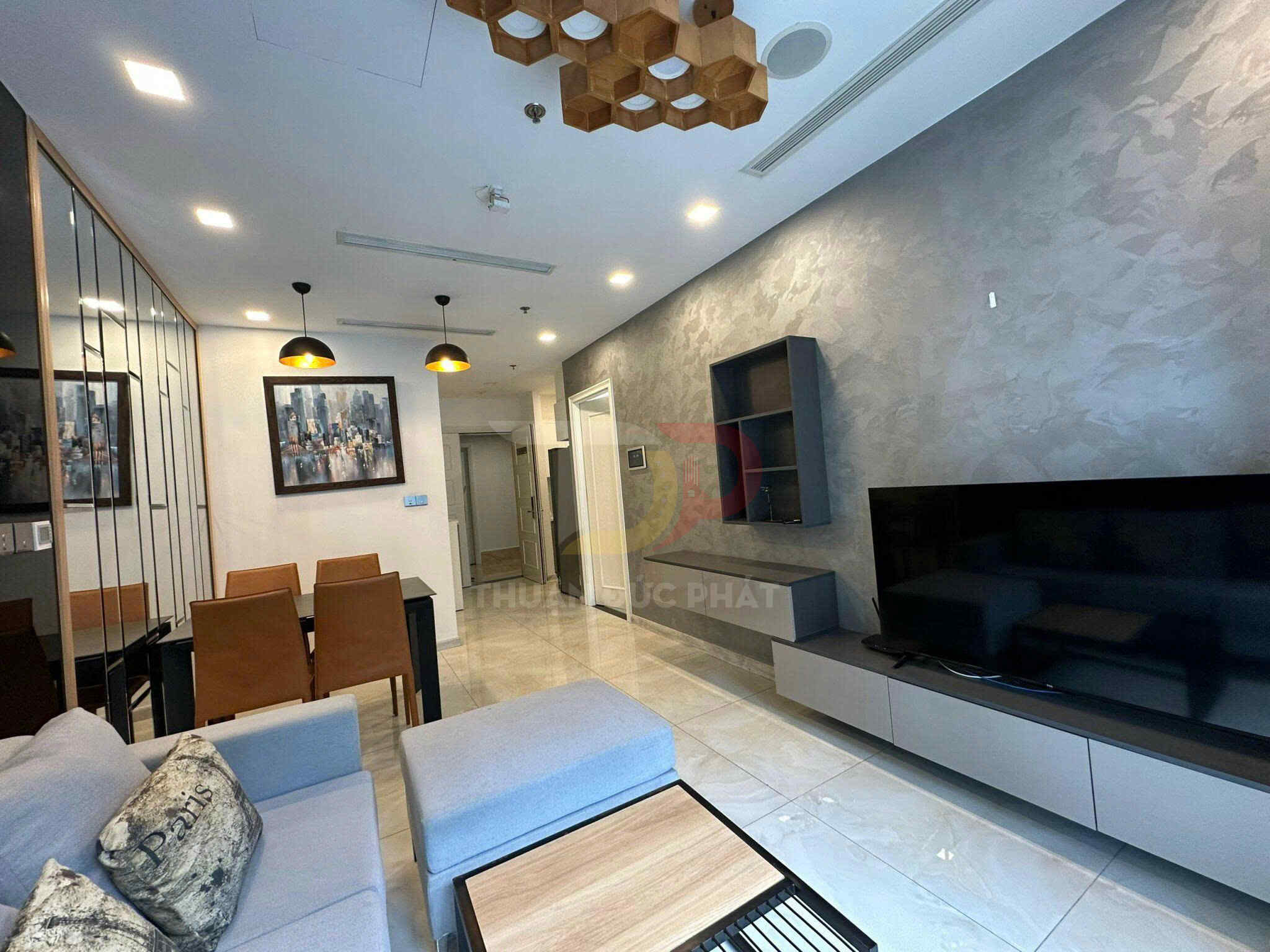 Cho thuê căn hộ Vinhomes Golden River Aqua 1 một phòng ngủ full nội thất view xéo sông và công viên giá 22 triệu NET