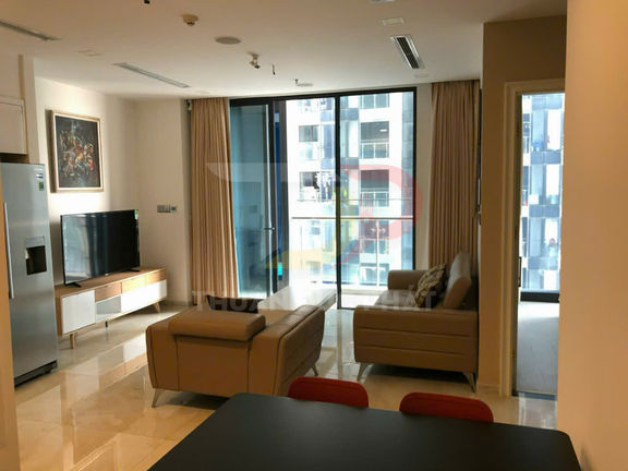 Cho Thuê Căn Hộ Vinhomes Golden River Lux 6 Diện Tích 77,6 Mét Vuông Hai Phòng Ngủ Nội Thất Đầy Đủ Giá 30 Triệu Đồng Một Tháng