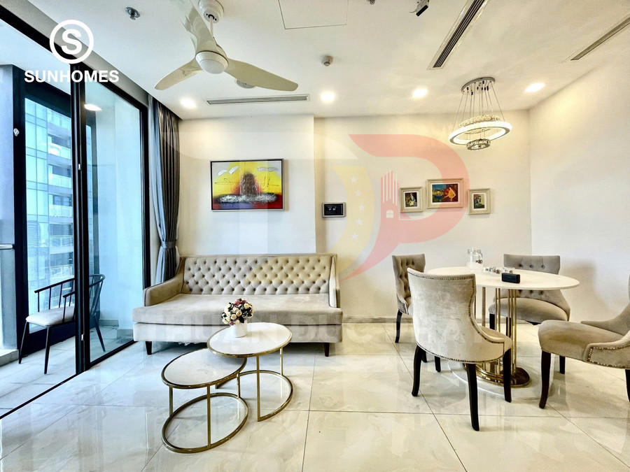 Cho thuê căn hộ Vinhomes Golden River Aqua 4 căn A4 view sông Sài Gòn full nội thất giá 28 triệu dọn vào ở ngay