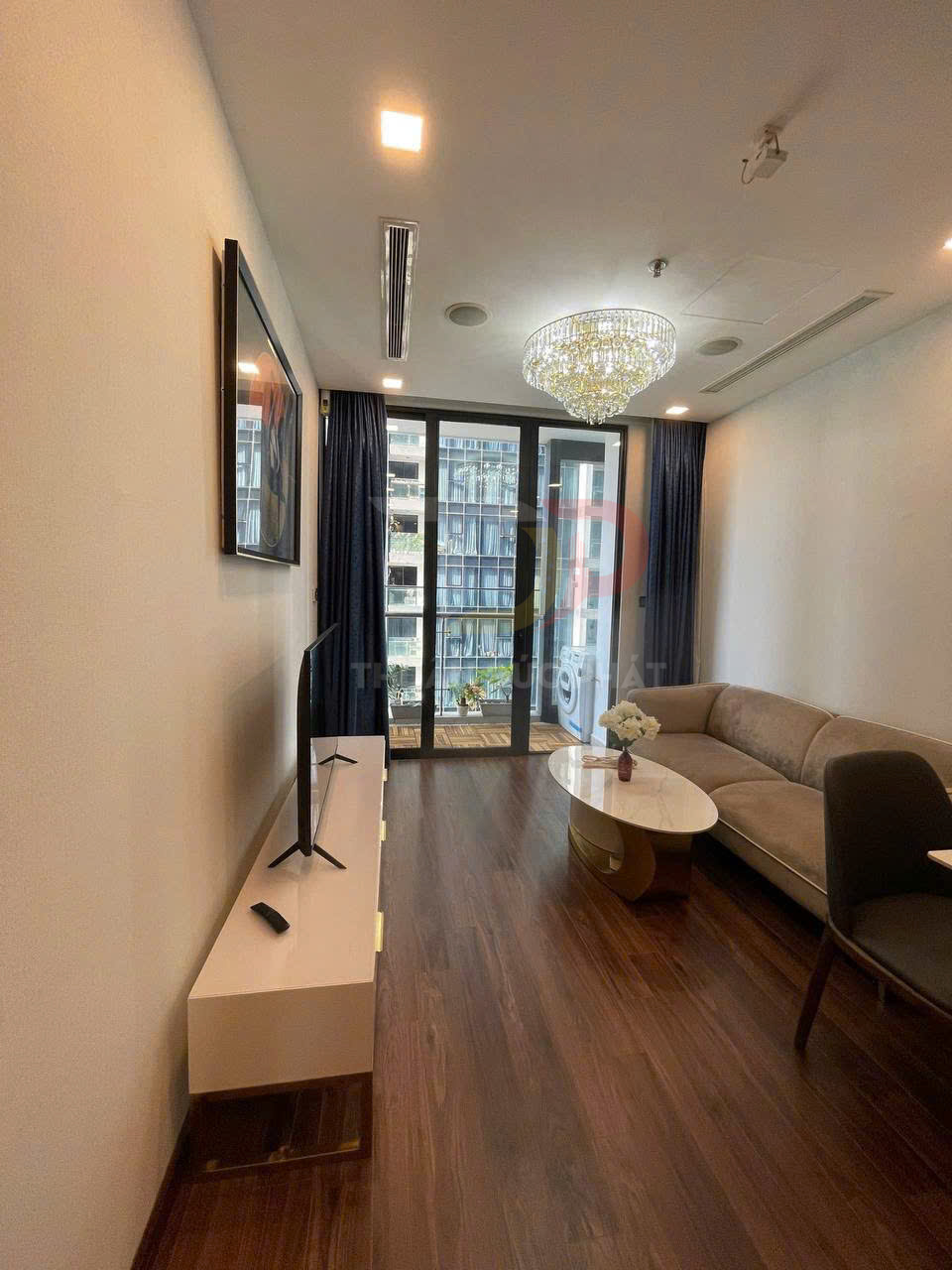 Cho Thuê Căn Hộ Vinhomes Golden River Aqua 1 Full Nội Thất 1 Phòng Ngủ 50m2 View Nội Khu Giá 27 Triệu Net