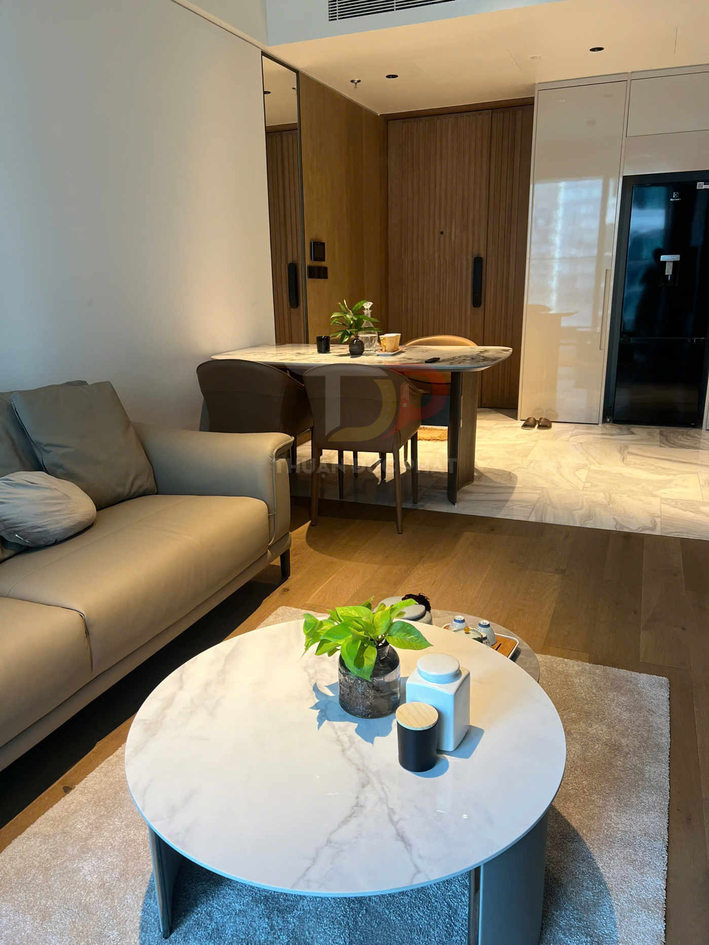 Cho Thuê Căn Hộ Grand Marina Saigon Sea 1 Phòng Ngủ View Sông Full Nội Thất Cao Cấp Giá 50 Triệu