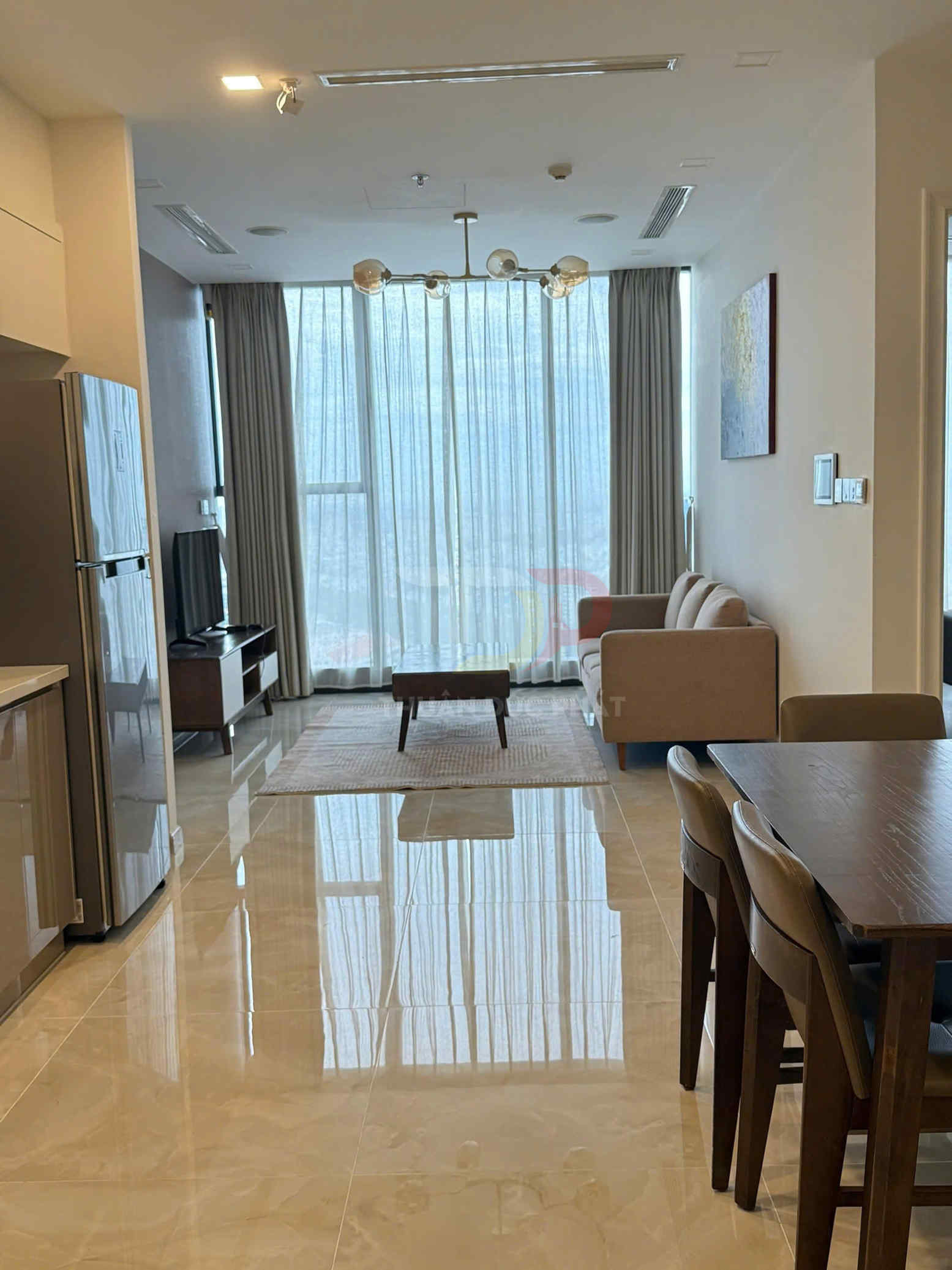 Cho thuê căn hộ Vinhomes Golden River Aqua 3 full nội thất 1 phòng ngủ view thành phố và Landmark, diện tích 53.1 mét vuông, giá 23 triệu net