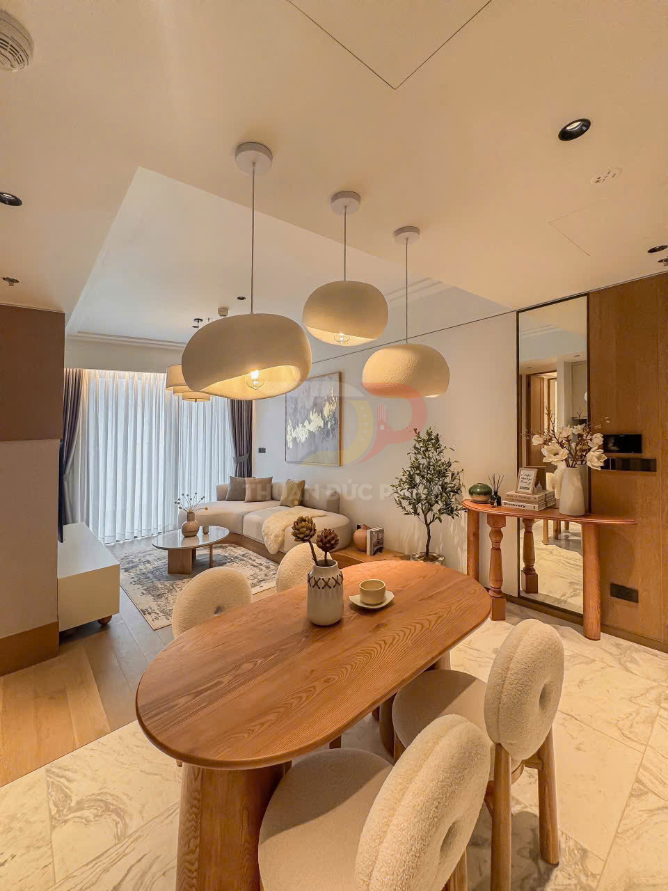 Cho Thuê Căn Hộ Grand Marina Saigon SEA 1 Phòng Ngủ 1 Phòng Vệ Sinh Có Bồn Tắm View Lá Sen Thảo Cầm Viên View Sông Giá 55 Triệu Tháng