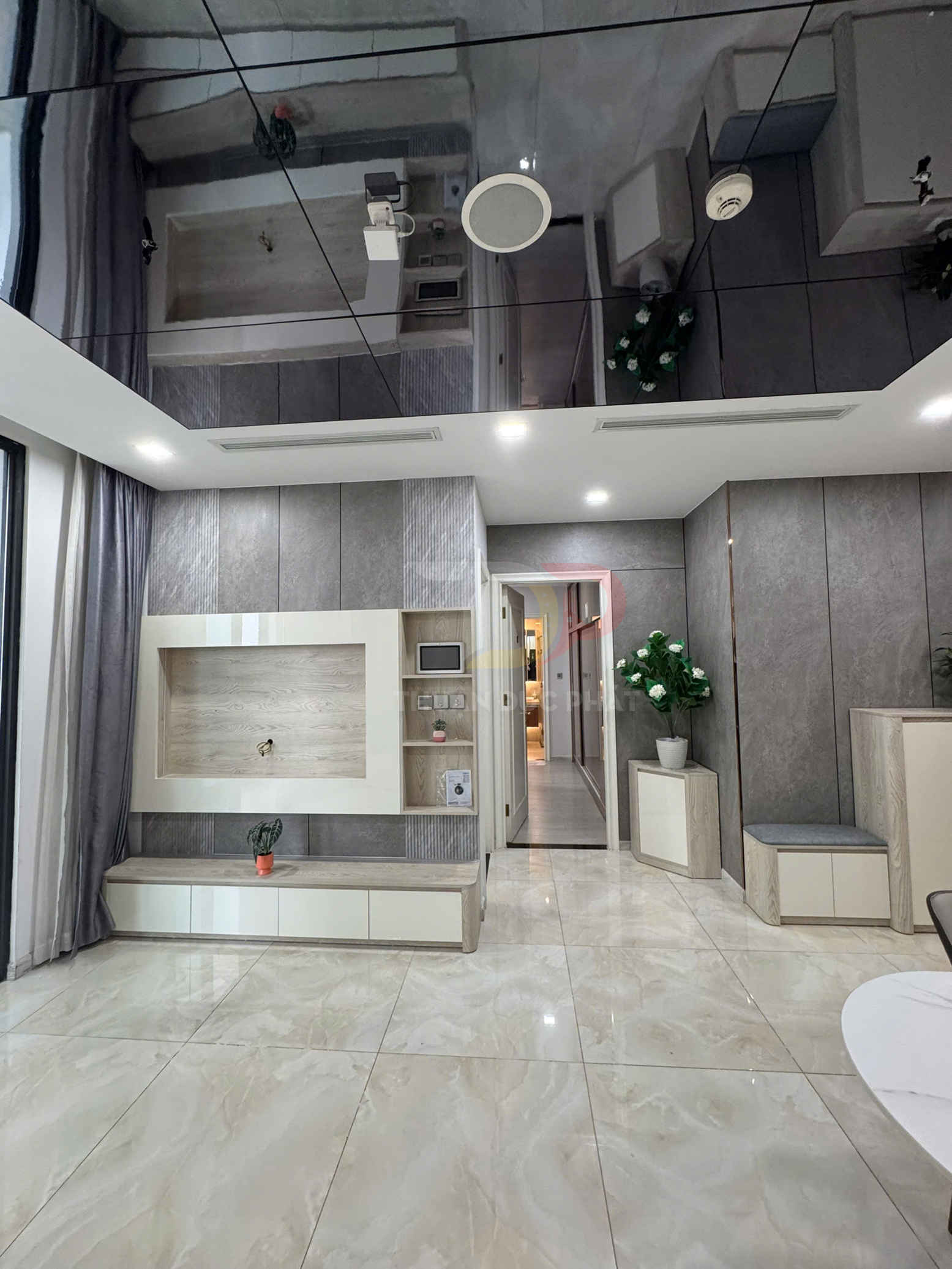 Bán căn hộ Vinhomes Golden River Lux 6 view Bitexco 2 phòng ngủ full nội thất diện tích 77m2 giá 13 tỷ tất cả chi phí