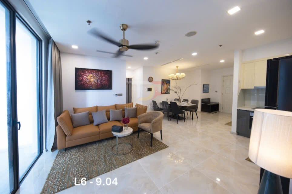 Bán căn hộ Lux 6 Vinhomes Golden River 2 phòng ngủ full nội thất view xéo sông và Thảo Cầm Viên