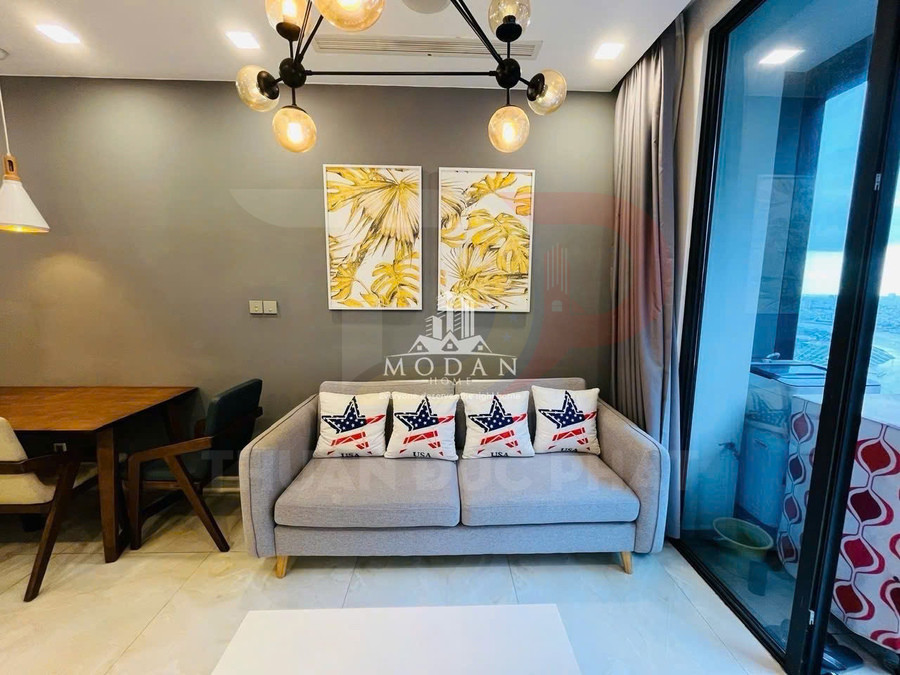 Cho thuê căn hộ Vinhomes Golden River Aqua 1 diện tích 50 mét vuông, 1 phòng ngủ, view sông Sài Gòn giá 24 triệu