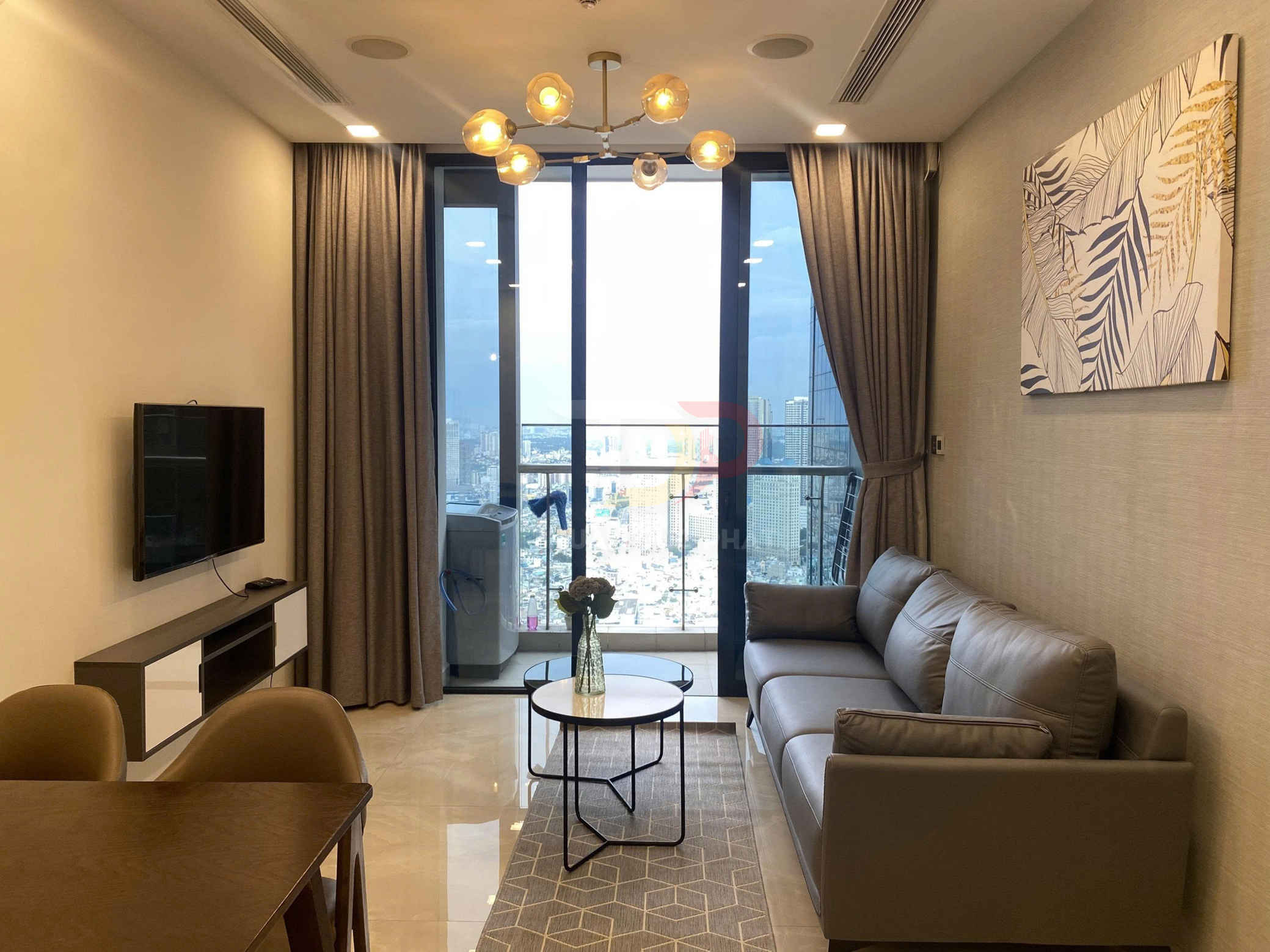 Cho Thuê Căn Hộ Vinhomes Golden River Tòa Aqua Một Phòng Ngủ Đầy Đủ Nội Thất Tầm Nhìn Hướng Sông Sài Gòn