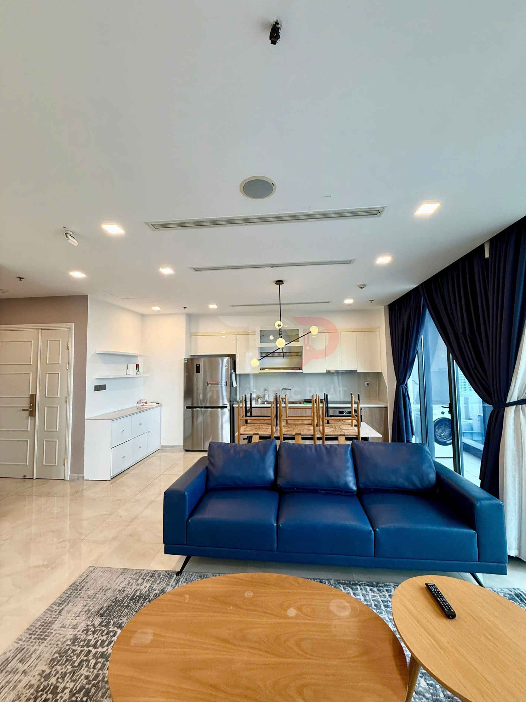 Cho Thuê Căn Hộ Aqua 2 Vinhomes Golden River 4 Phòng Ngủ 159m2 Nội Thất Đẹp View Sông Giá 85 Triệu Mỗi Tháng