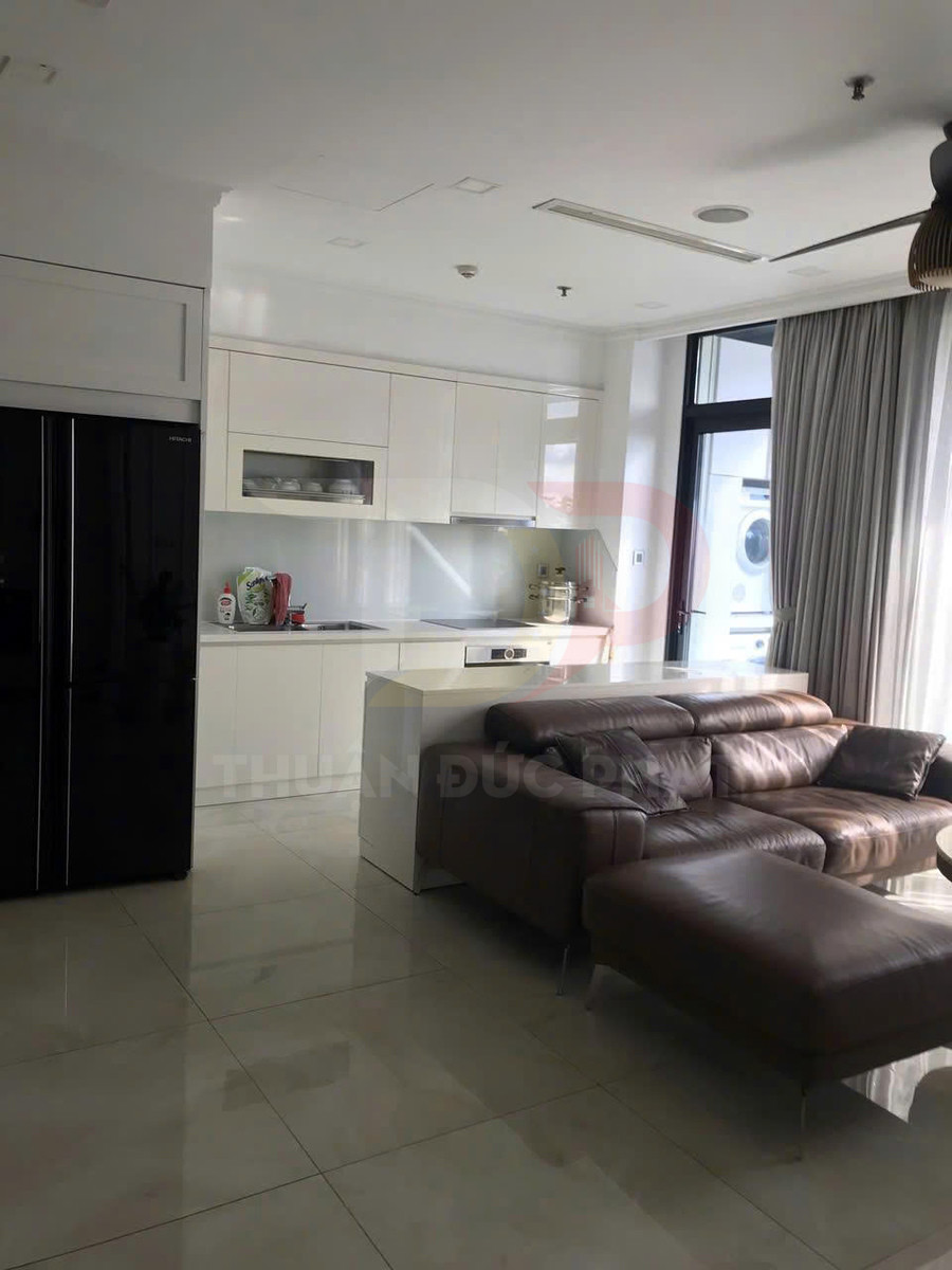 Cho thuê căn hộ Aqua 1 Vinhomes Golden River 3 phòng ngủ, 110 mét vuông, giá 42 triệu đồng