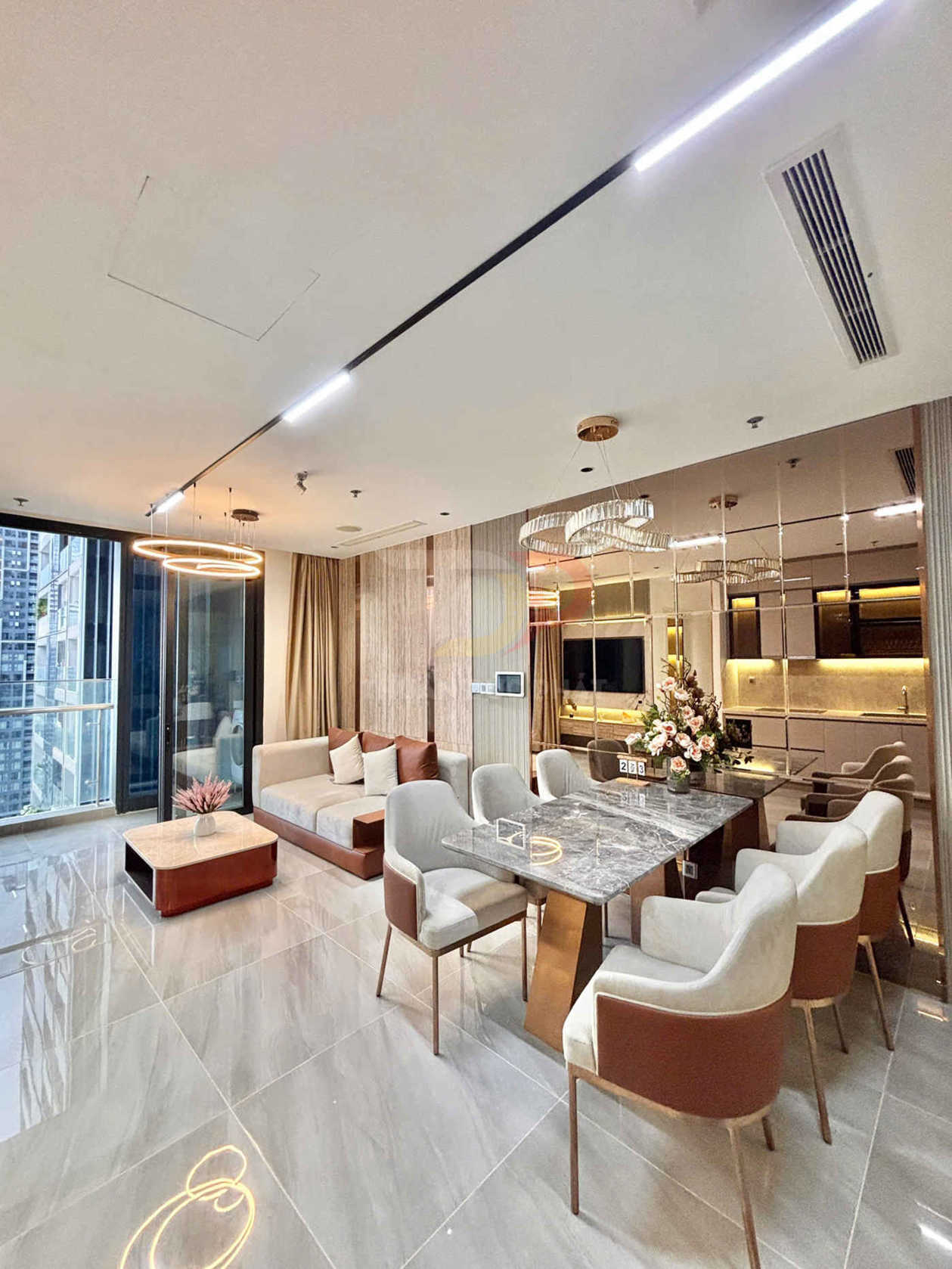 Bán căn hộ Vinhomes Golden River Aqua 2 view Bitexco và sông, full nội thất cao cấp, 2 phòng ngủ 78.5m2 giá 25 tỷ