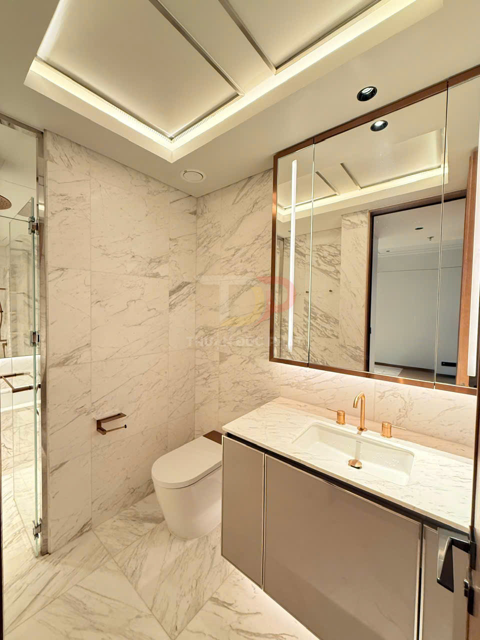 Bán căn hộ Grand Marina Saigon Sea 2 phòng ngủ 2 phòng tắm diện tích 90m2 view sông 3 mặt lá sen Thảo Cầm Viên giá 31 tỷ
