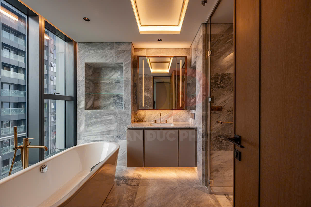 Bán căn hộ Grand Marina Sài Gòn 237m² giá 170 tỷ, không gian rộng và tầm nhìn sông