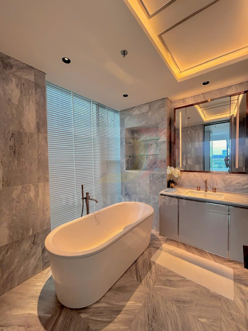 Cho thuê căn hộ Grand Marina Saigon tòa Sea 2 phòng ngủ 92 mét vuông view sông giá 80 triệu đồng