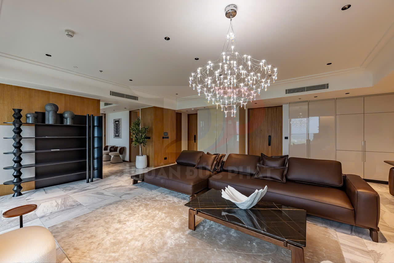 Bán căn hộ Grand Marina Sài Gòn 237m² giá 170 tỷ, không gian rộng và tầm nhìn sông
