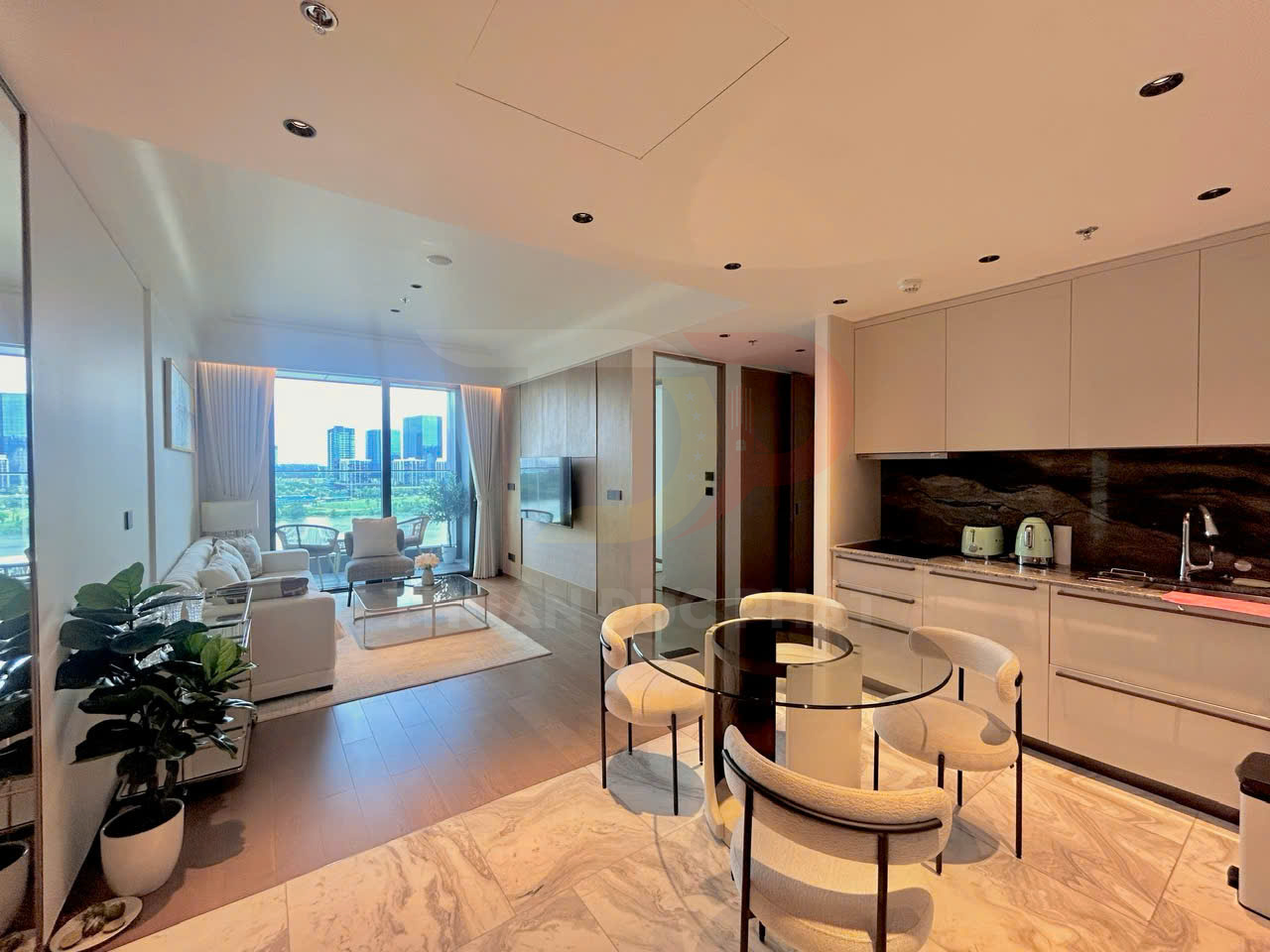 Cho thuê căn hộ Grand Marina Saigon tòa Sea 2 phòng ngủ 92 mét vuông view sông giá 80 triệu đồng