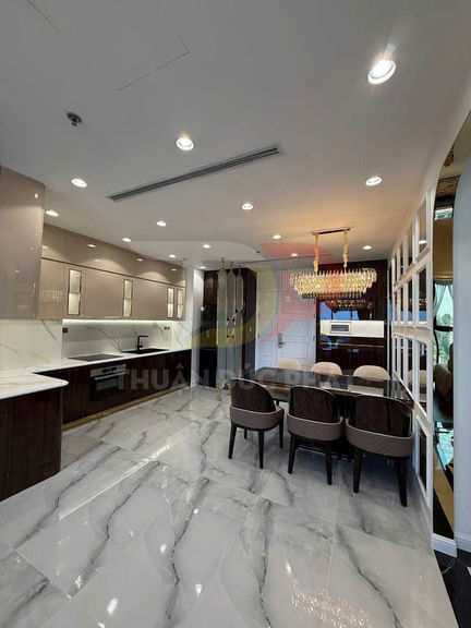 Bán Căn Hộ Lux6 Lầu 07 Vinhomes Golden River 3 Phòng Ngủ 110m2 Full Nội Thất Cao Cấp Mới 100% Giá 29.5 Tỷ Có Sổ Hồng Sẵn