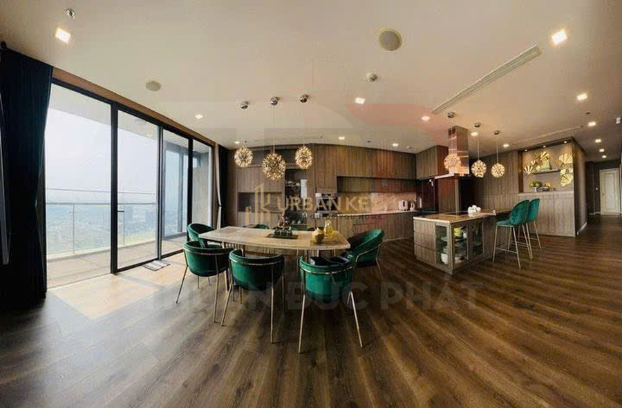 Cho thuê căn hộ Aqua 2 Vinhomes Golden River 118 mét vuông, 3 phòng ngủ, nội thất cao cấp