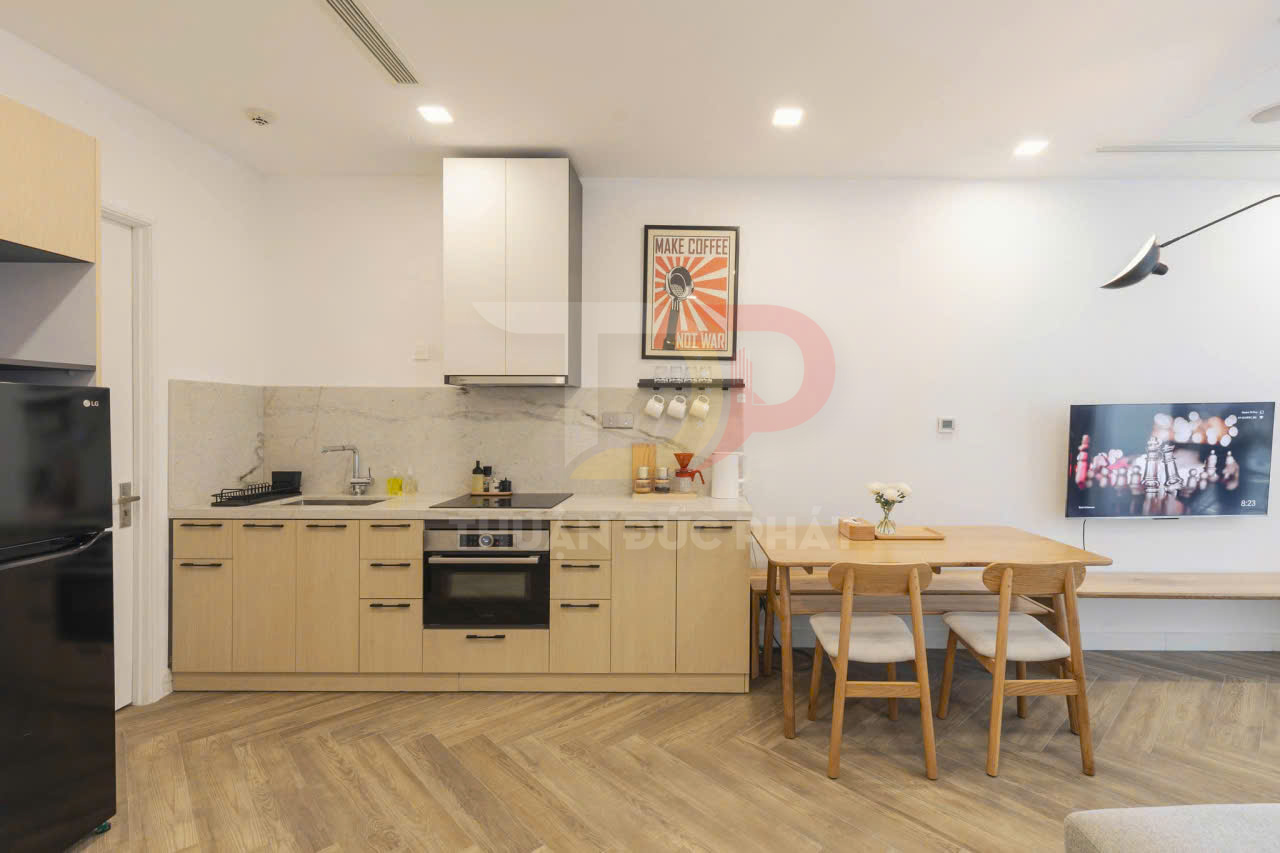 Bán căn hộ một phòng ngủ Aqua 1 Vinhomes Golden River 50,6 mét vuông full nội thất, sổ hồng, giá chốt 9,8 tỷ
