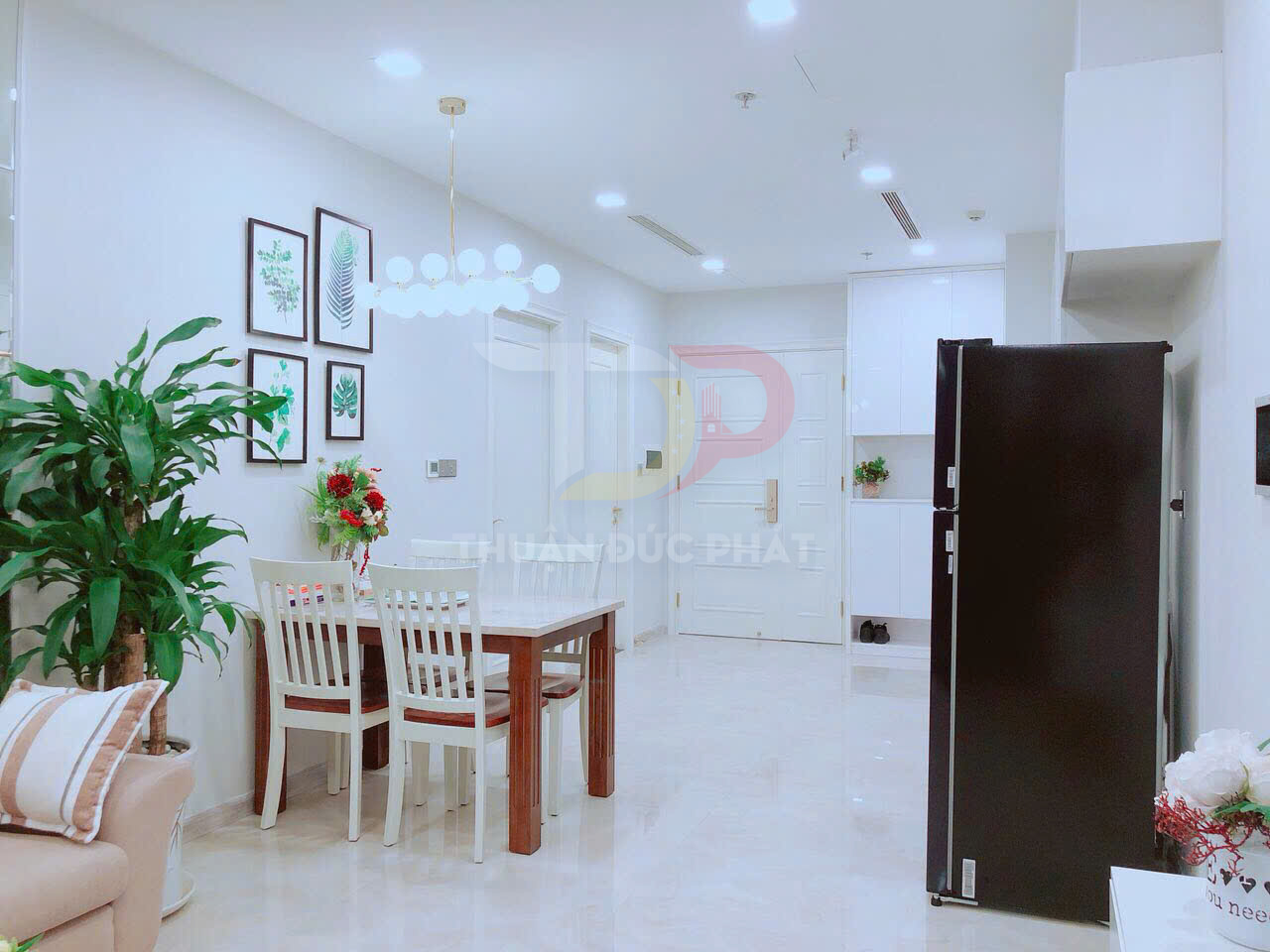 Bán căn hộ Aqua 4 Vinhomes Golden River 1 phòng ngủ full nội thất view sông và Bitexco trực diện