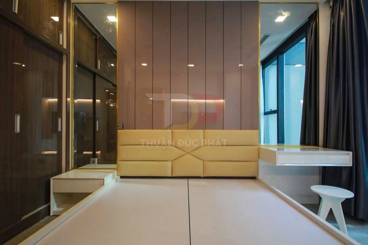 Cho thuê căn hộ Vinhomes Golden River Aqua 1 một phòng ngủ full nội thất view xéo sông và Tòa Central Park