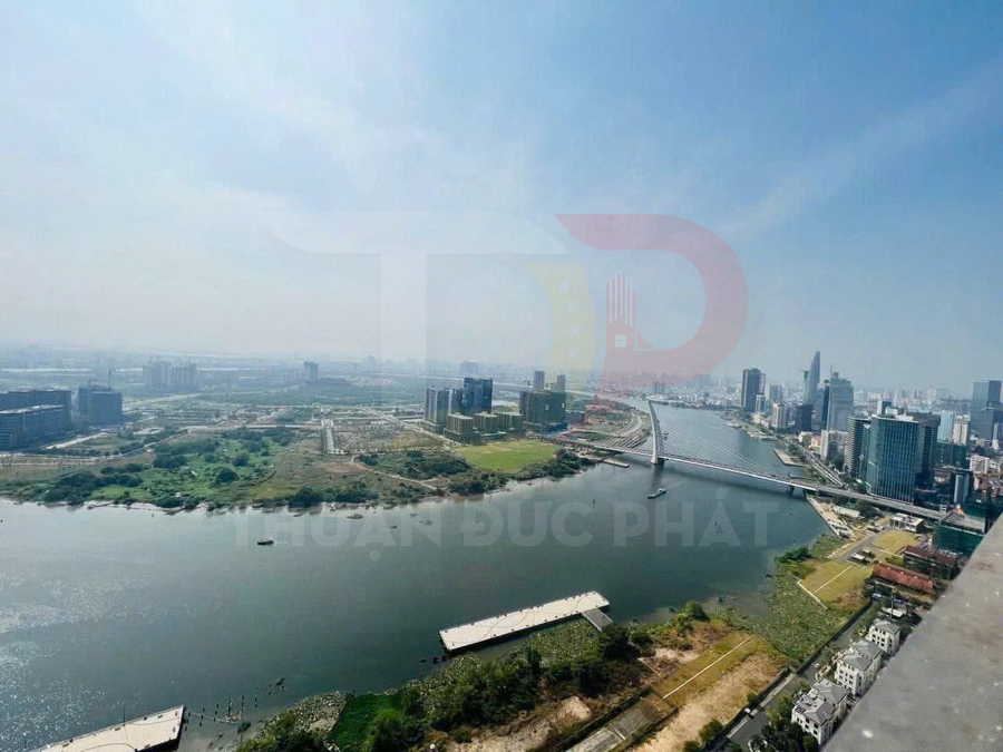 Cho thuê căn hộ Aqua 2 Vinhomes Golden River 118 mét vuông, 3 phòng ngủ, nội thất cao cấp