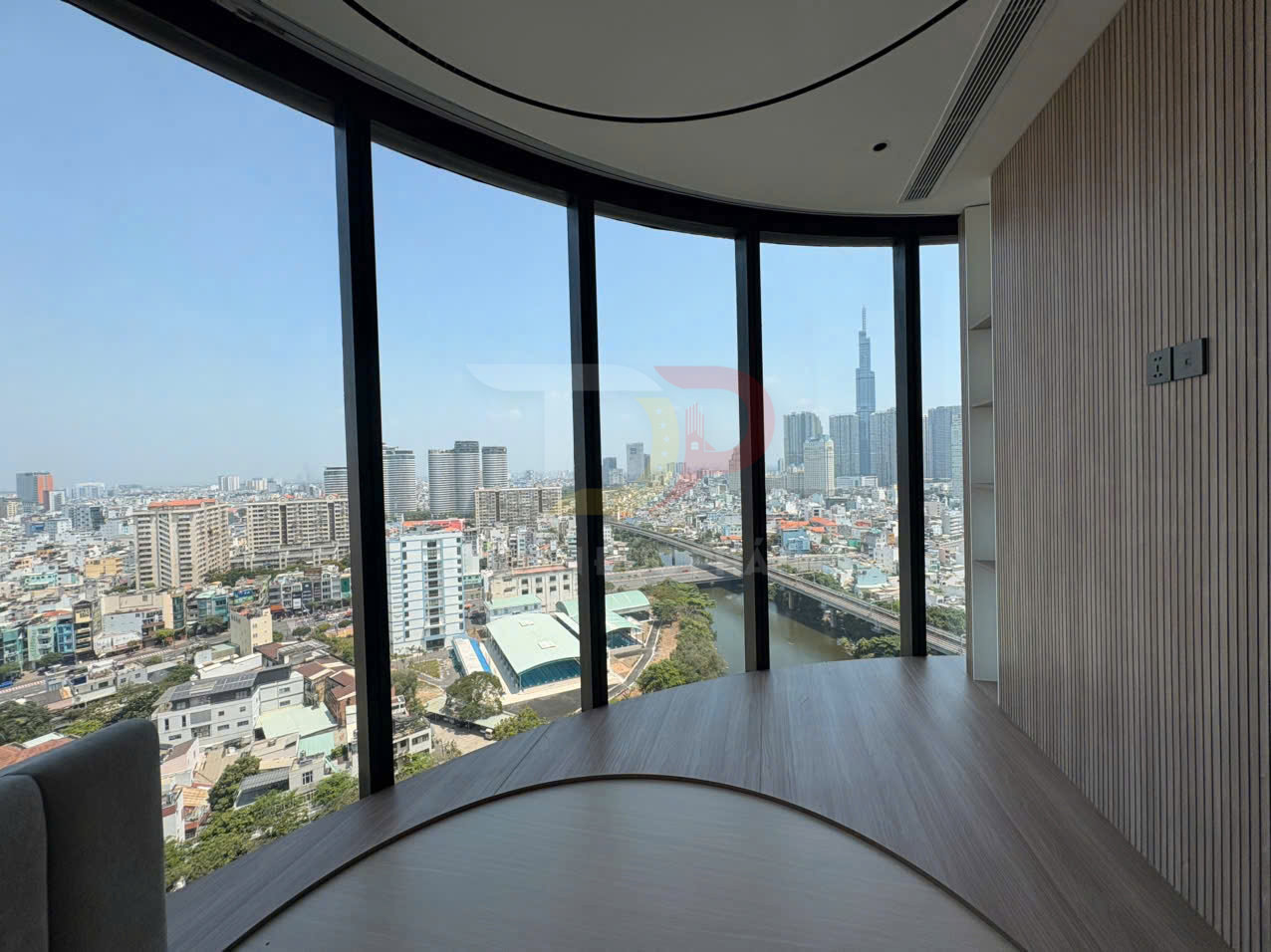 Cho thuê căn hộ Vinhomes Golden River Aqua 3 2 phòng ngủ full nội thất Japan Style view Landmark 81 giá 2000$