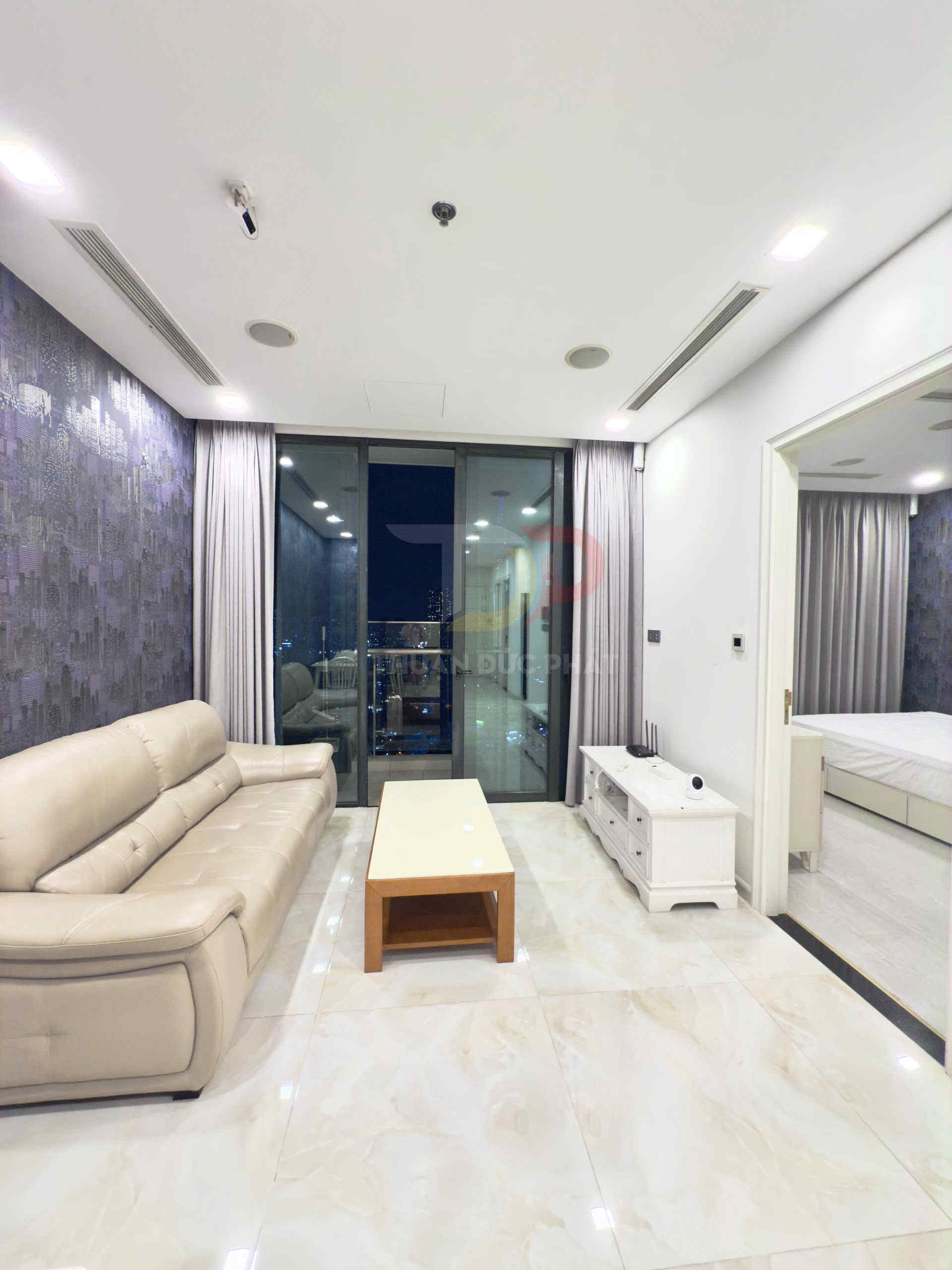 Bán Căn Hộ Vinhomes Golden River Tòa Aqua 3 Hai Phòng Ngủ Tầm Nhìn Landmark 81 Sổ Hồng Chính Chủ