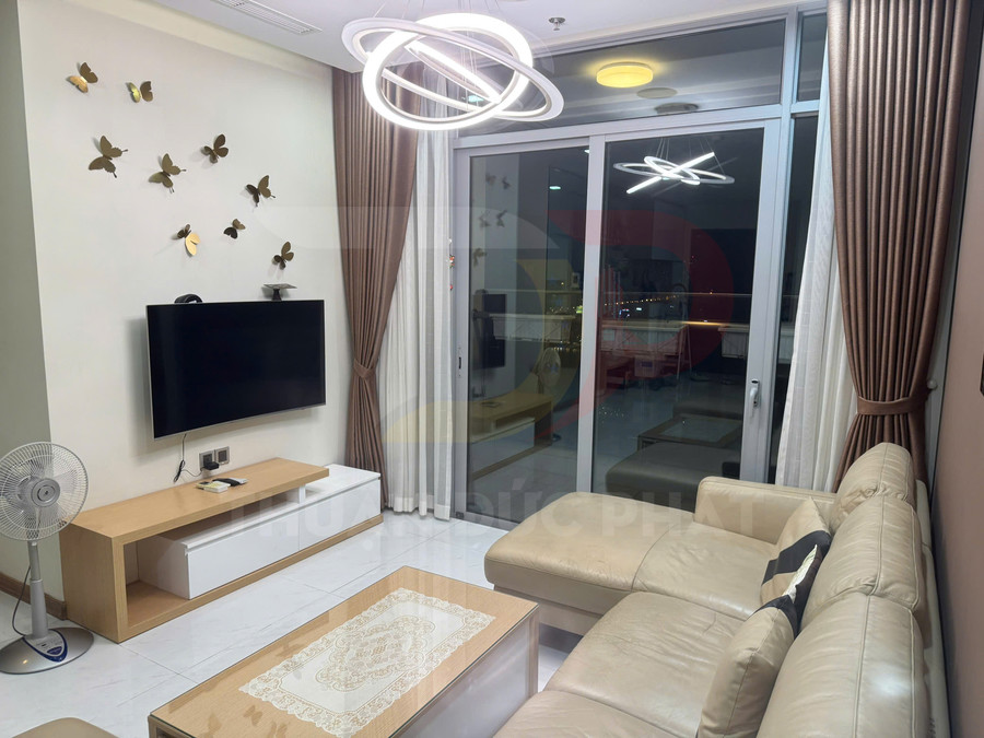 Cho thuê căn hộ 2 phòng ngủ Vinhomes Central Park Park 6 diện tích 85 mét vuông giá 27 triệu net