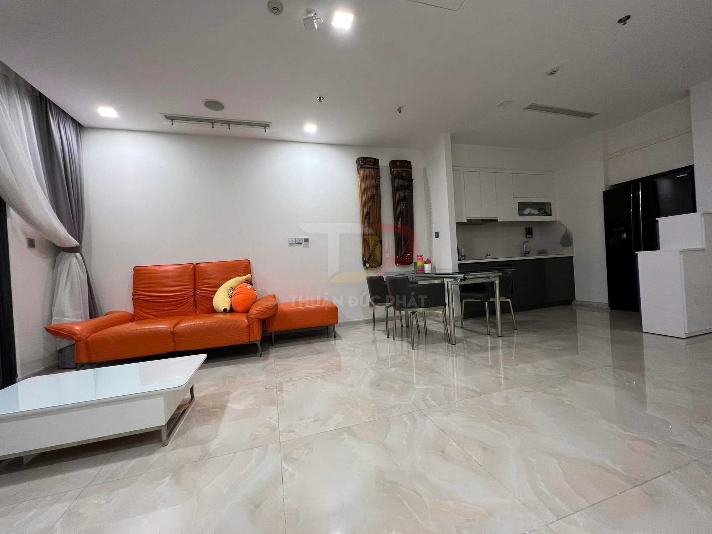 Bán Căn Hộ Vinhomes Golden River Tòa Aqua 1 Sở Hữu 2 Phòng Ngủ Với Tầm Nhìn Trực Diện Biểu Tượng Landmark 81