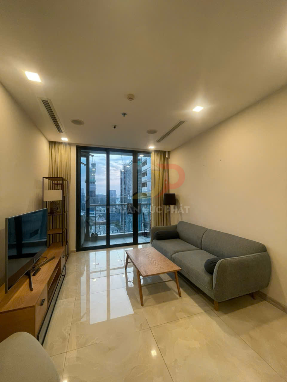 Cho thuê căn hộ 1 phòng ngủ Vinhomes Golden River Aqua 4 full nội thất view sông Bitexco giá 30 triệu bao thuế