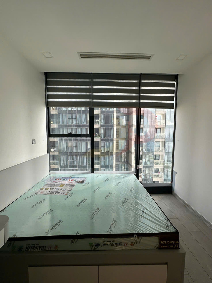 Cho thuê căn hộ 3 phòng ngủ Aqua 1 Vinhomes Golden River 118 mét vuông full nội thất view trực diện sông, thành phố và Bitexco