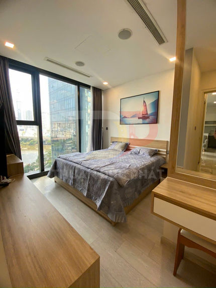 Cho Thuê Căn Hộ 2 Phòng Ngủ Tòa Aqua 2 Vinhomes Golden River View Landmark 81 Giá 25 Triệu Nét