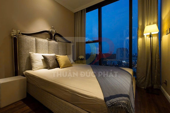 Bán căn hộ Toà AQua 3 lầu 10 view sông 2 phòng ngủ 1 vệ sinh 61,4m2 đã có sổ hồng giá 13,9 tỷ bao phí