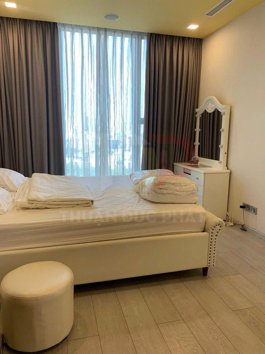 Chi Tiết Không Gian Sống Đẳng Cấp Tại Căn Hộ 3 Phòng Ngủ Vinhomes Golden River Aqua 4 Hướng Sông Sài Gòn Và Thảo Cầm Viên