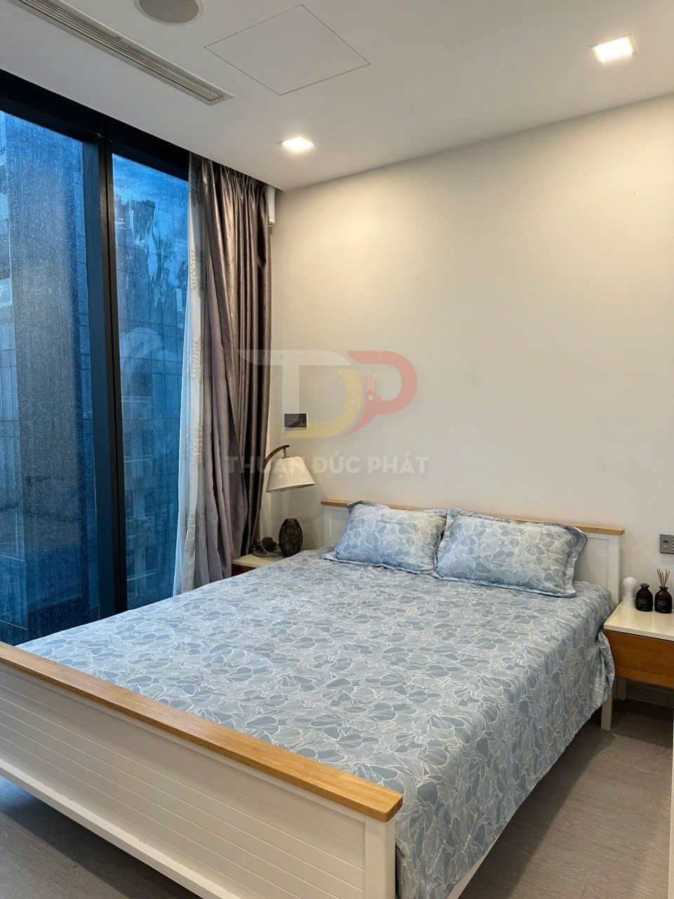 Cho thuê căn hộ Vinhomes Golden River Aqua 3 1 phòng ngủ full nội thất giá 26 triệu NET view nội khu sống tiện nghi ngay trung tâm