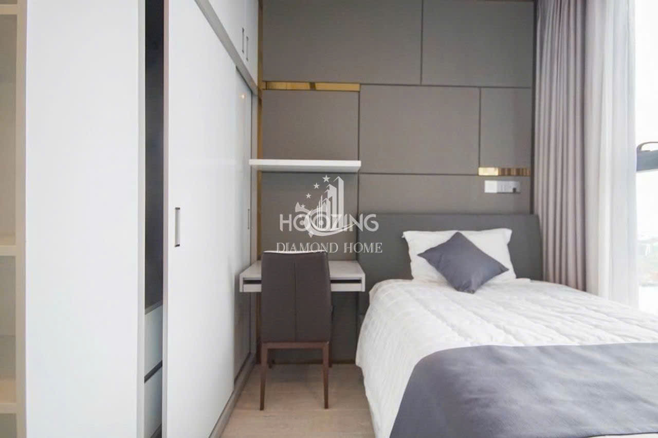 Bán căn hộ Vinhomes Golden River Aqua 2 2 phòng ngủ full nội thất view trực diện sông và Bitexco giá 27 tỷ all in